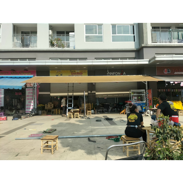 Mái xếp Phương Nam đã thi công bàn giao mái mái hiên di động tại hoàng quốc việt phú thận q7 HCM