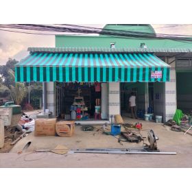 Mái xếp Phương Nam đã thi công bàn giao mái hiên di động che cửa hàng tạp hoá tại hẽm 97 kp1 hội nghĩa tân uyên bình dương