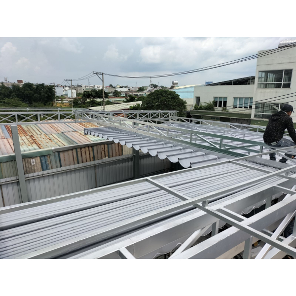 Mái xếp Phương Nam đã thi công bàn giao mái xếp lượng sóng cho công ty tại KCN Thành Phố Đẹp Tân Uyên Bình Dương