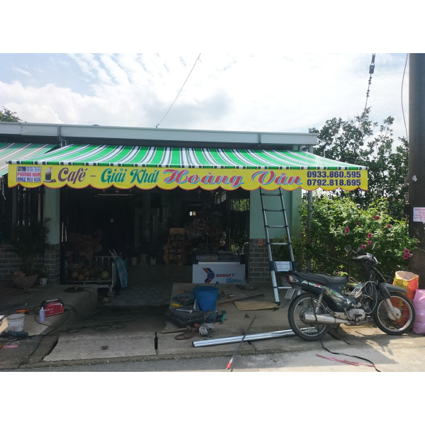 Mái xếp Phương Nam đã thi công bàn giao mái hiên di động  che quán giải khát Hoàng Vân tại xã Bình Lợi Vĩnh Cửu Đồng Nai