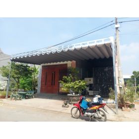 Mái xếp Phương Nam đã thi công bàn giao mái xếp lượn sóng che sân vườn tại Hội Nghĩa TP Tân Uyên Bình Dương