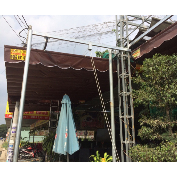 Mái xếp lượn sóng giá rẻ cho quán cà phê tại Bình Dương