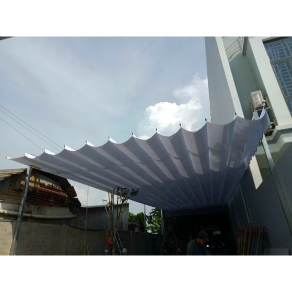 Mái xếp Phương Nam đã thi công bàn giao mái xếp lượn sóng che sân gia đình tại Tiến Hưng Đồng Xoài Bình Phước