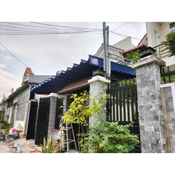 Mái xếp Phương Nam thi công mái xếp lượn sóng giá rẻ che sân nhà tại Biên Hoà Đồng Nai Công trình đã đc bàn giao