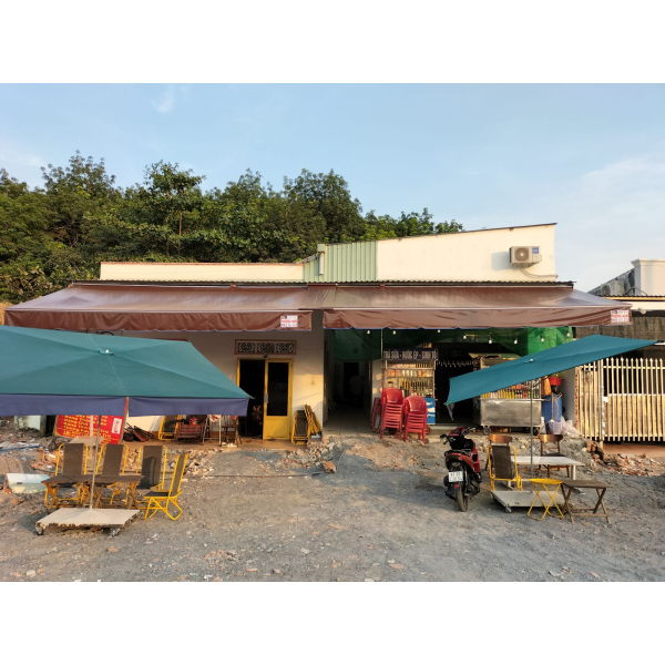 Mái xếp Phương Nam đã thi công bàn giao mái hiên di động tại KP5 Hội Nghĩa Tân Uyên Bình Dương 